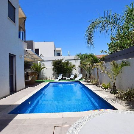 אמה וילה ריזורט Villa Hadera Esterno foto