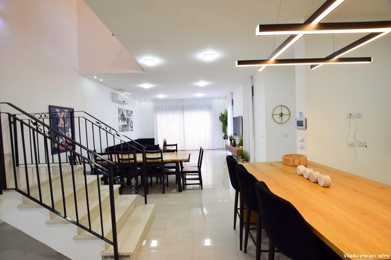 אמה וילה ריזורט Villa Hadera Esterno foto