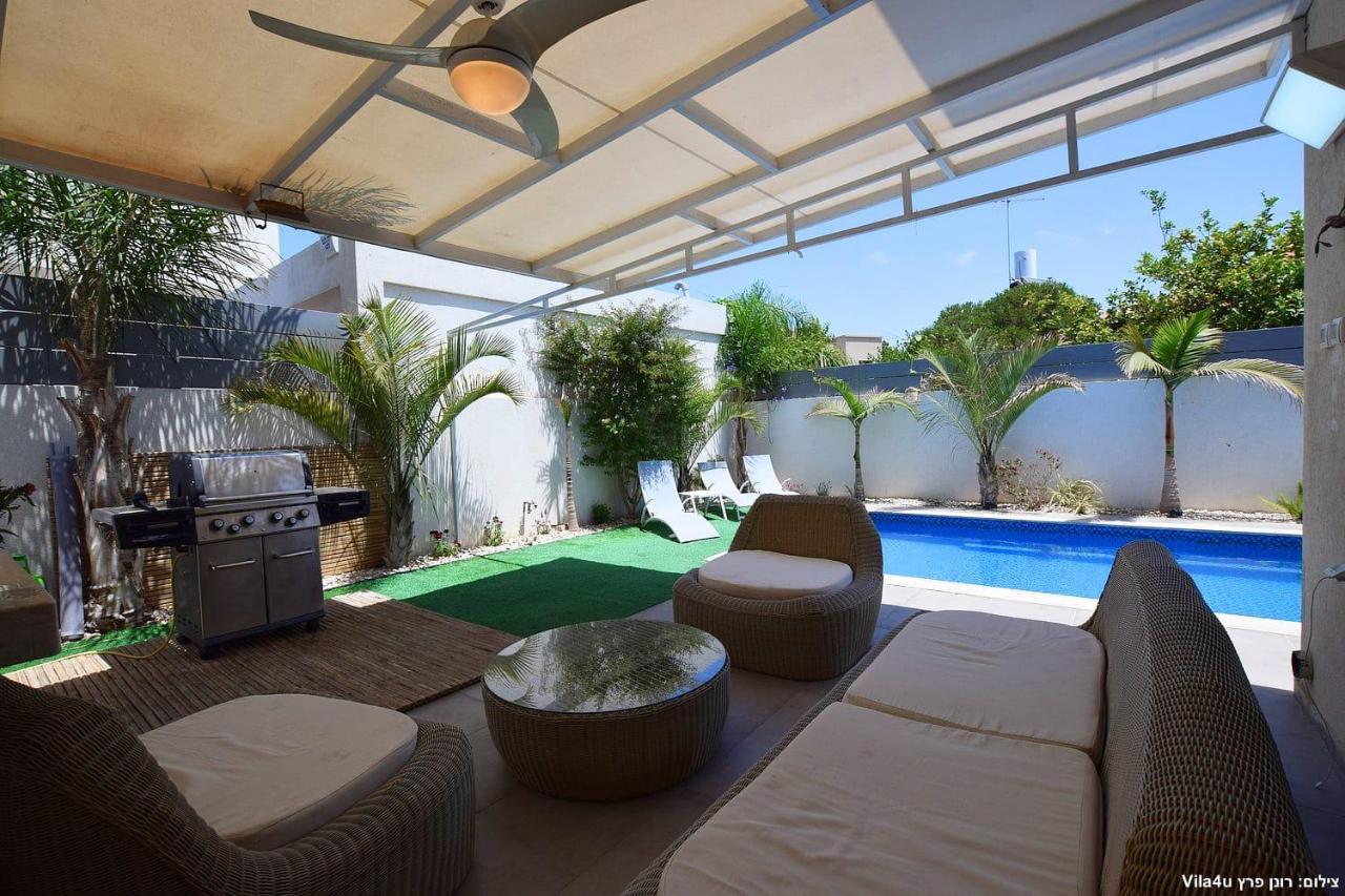 אמה וילה ריזורט Villa Hadera Esterno foto