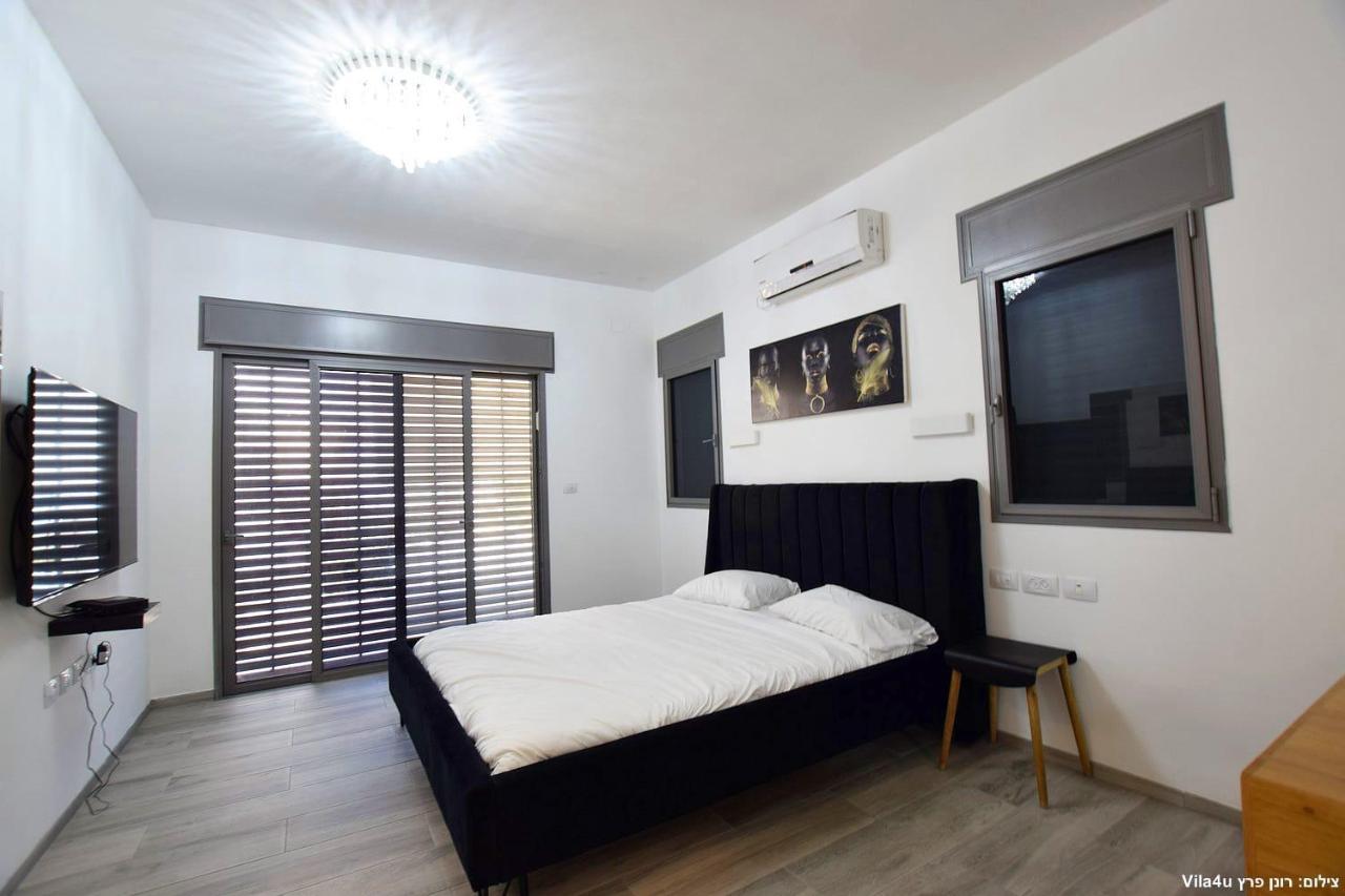 אמה וילה ריזורט Villa Hadera Esterno foto
