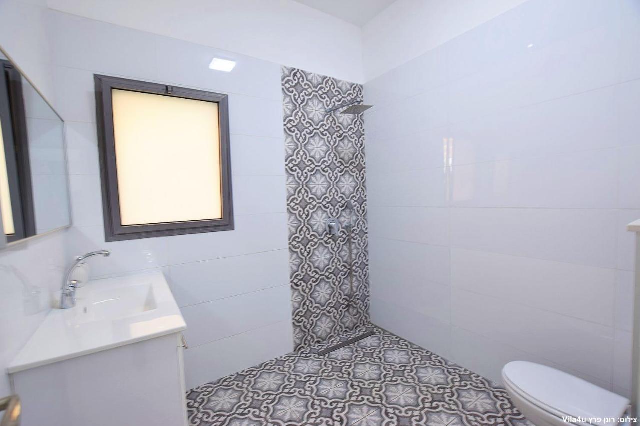 אמה וילה ריזורט Villa Hadera Esterno foto